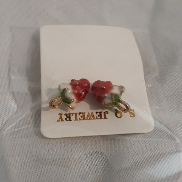 Cute Enamel Strawberry Stud Earrings - Picture 4 of 8